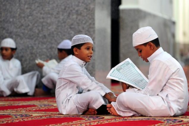 أزيد من 12 ألف كُتّاب لتعليم القرآن الكريم يدرس بها 31 ألف مغربي