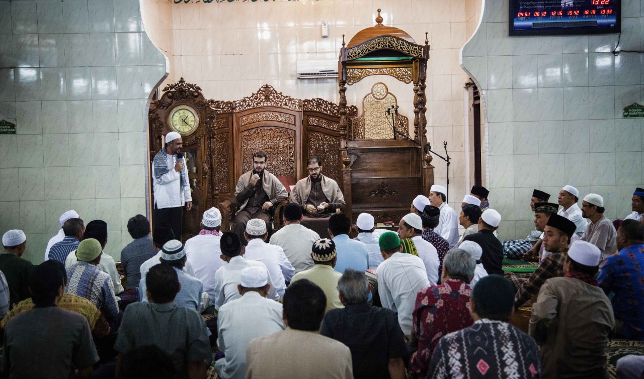 العتبة الحسينية تواصل إقامة المحافل القرآنية في أندونيسيا