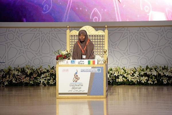 الامارات: موافقة 64 دولة على المشاركة في مسابقة القرآن الدولية للإناث