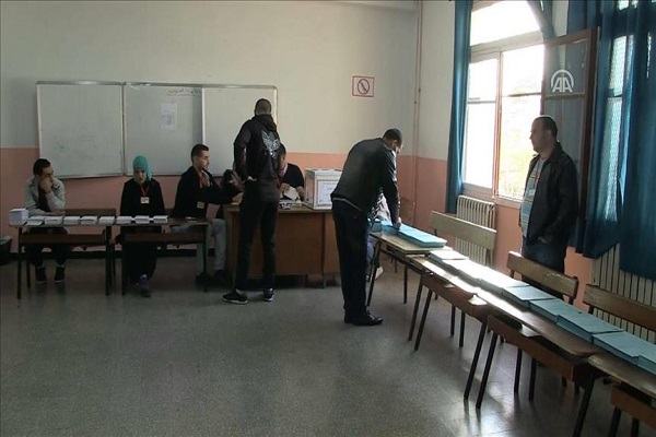 أكبر حزب إسلامي بالجزائر: الانتخابات شهدت تلاعبا بالنتائج بشهادة رئيس الوزراء