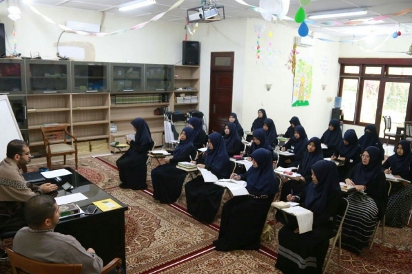 إنطلاق الدورة التأهيلية الـ13 لإعداد معلمات القرآن في أندونيسيا