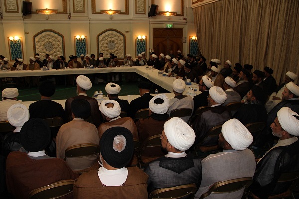 بالصور...تنظیم إجتماع للمراکز الإسلامیة في بریطانیا
