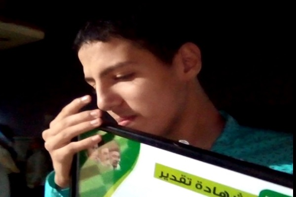 طفل مصري مصاب بالتوحد حفظ القرآن كاملاً من الإذاعة