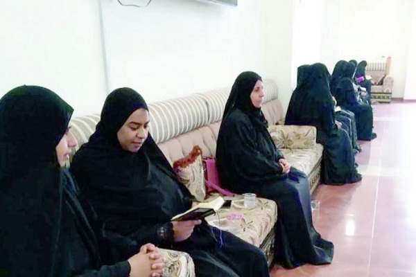 Omanda analar Quran hifzi yarışları