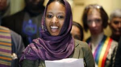Wheaton College to 'Part Ways' with Hijab-wearing Professor Wheaton College to 'Part Ways' with Hijab-wearing Professor