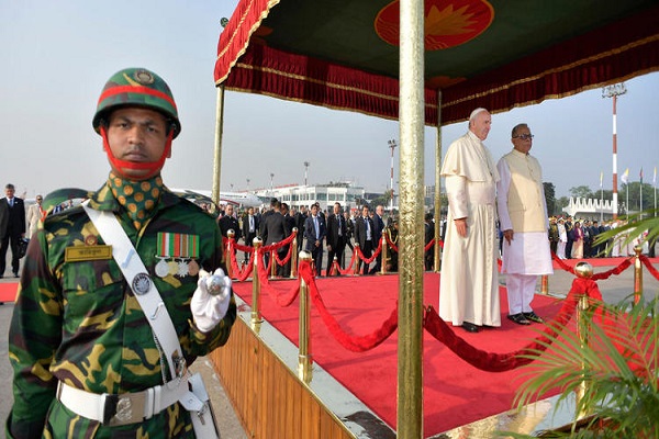 Pope Avoids Using Word ‘Rohingya’ Again