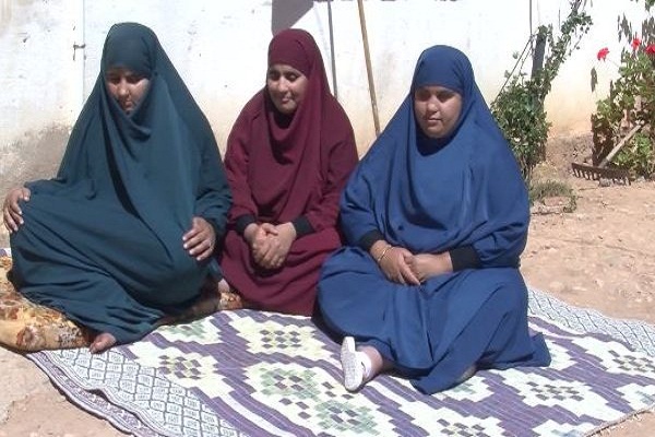 Algerian Blind Sisters Memorizers of Entire Quran