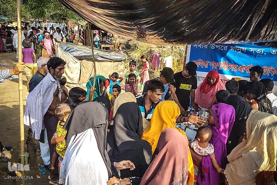 Rohingya Refugees Stranded on Myanmar, Bangladesh Border