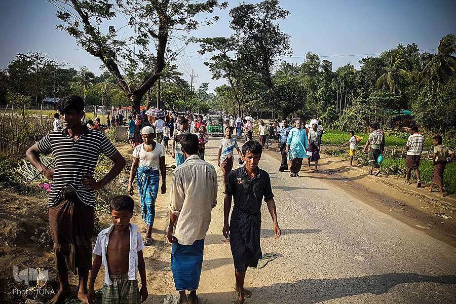 Rohingya Refugees Stranded on Myanmar, Bangladesh Border