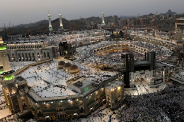 Pilgrims Return to Mecca as Hakk Winds Down without Incident