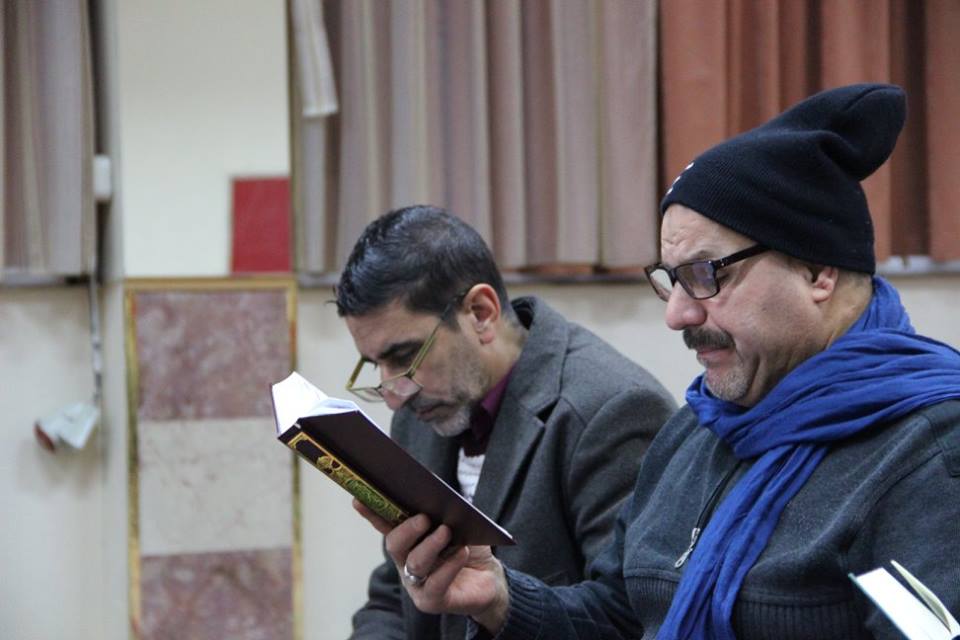 Imparten curso de Corán en La Haya