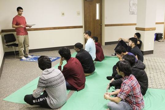 دانشجویان مسلمان دانشگاه آیووا صاحب نمازخانه شدند/ ادیت شده