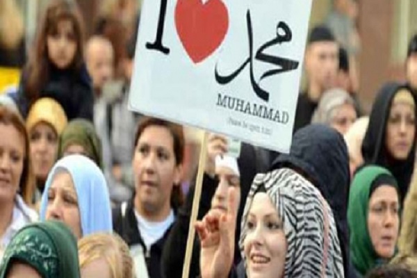 گزارش روزنامه آلمانی: غرب از اسلامی می‌ترسد