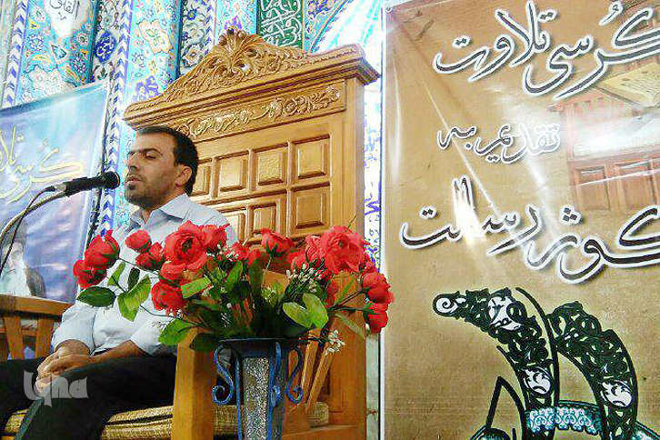 معلمی از جنس قرآن که آموزشهای تخصصی را به کلاس درس میآورد + عکس معلمی از جنس قرآن که آموزشهای تخصصی را به کلاس درس میآورد + عکس