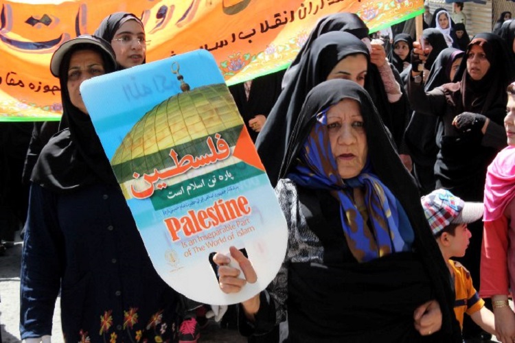راهپیمایی روزه‌دار سنندجی در دفاع از ملت مظلوم فلسطین از نگان دوربین