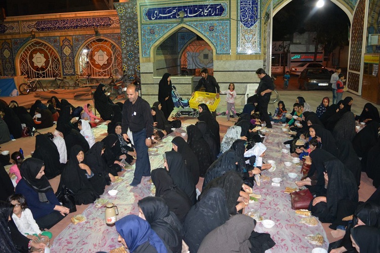 امامزاده ابوطالب شهرستان خمین میزبان محافل قرآن و ضیافت افطار+عکس