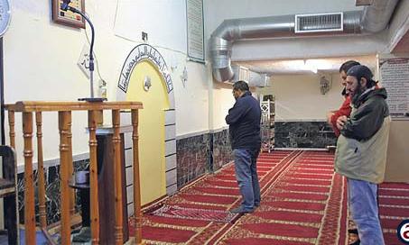 شهری با ساختمانهای متروک به نام مسجد شهری با ساختمانهای متروک به نام مسجد