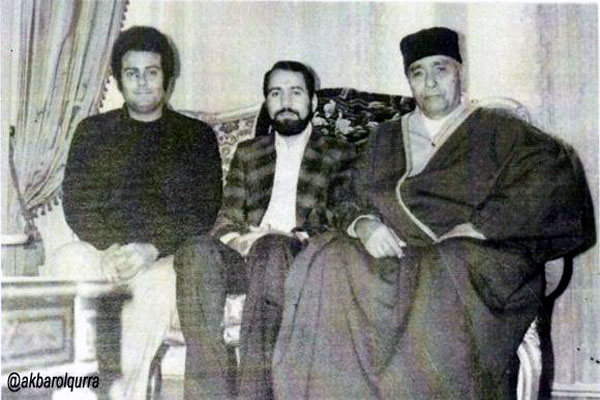 مرحوم محمدتقی مروت، در کنار شیخ مصطفی اسماعیل و فرزندش