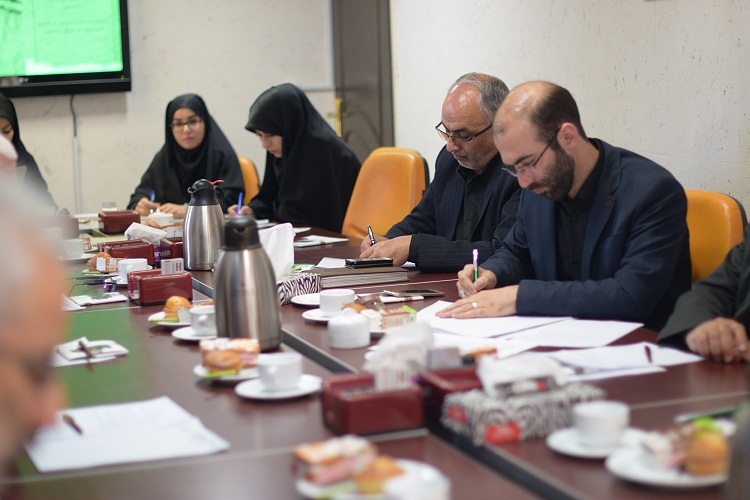 برگزاری نشست تخصصی«واجب فراموش شده» در ایکنا برگزاری نشست تخصصی«واجب فراموش شده» در ایکنا