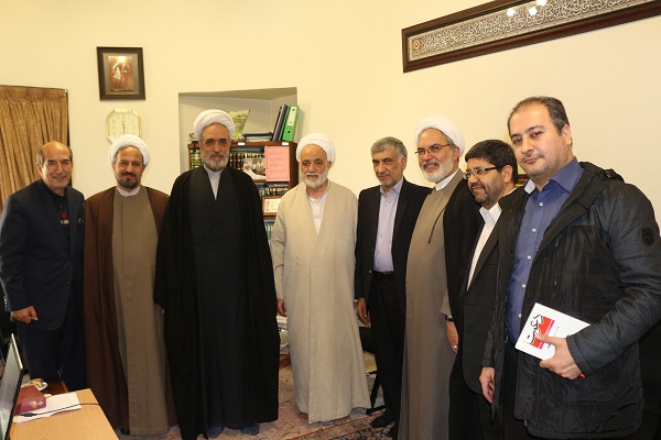 دیدار مدیران معاونت قرآنی ارشاد با حجتالاسلام قرائتی دیدار مدیران معاونت قرآنی ارشاد با حجتالاسلام قرائتی