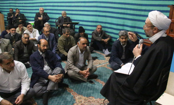 برگزاری نشست بصیرتی ـ اخلاقی در مسجد جامع کوهدشت