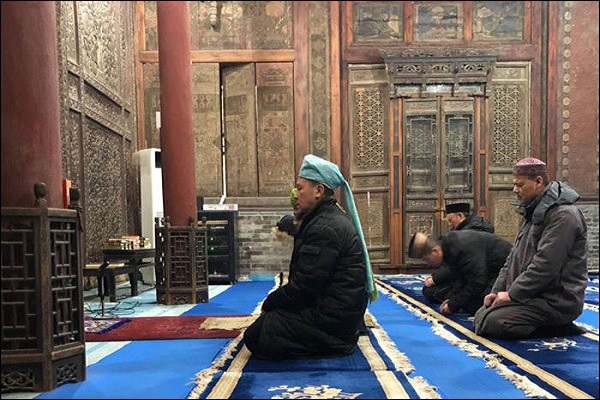 مسجد 700 با دیوارهایی منقش به آیات قرآن در چین + عکس /انگلیسی