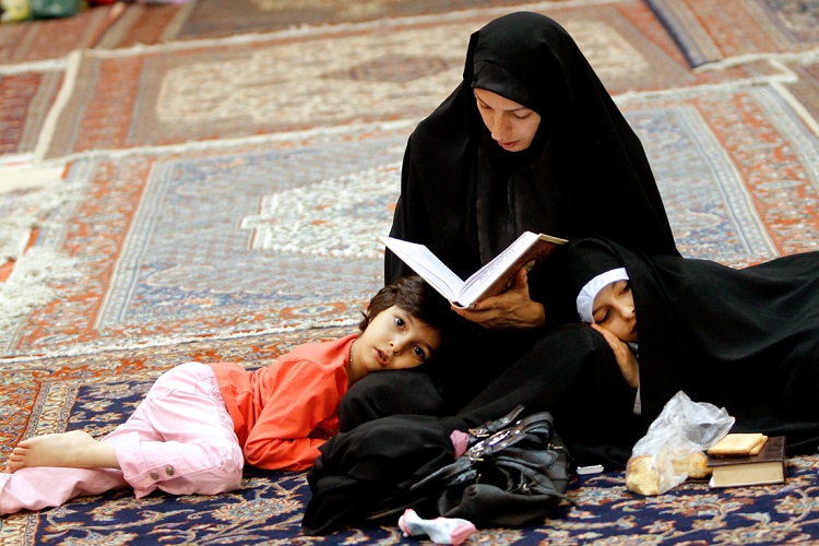 تربیت مدیران تمدنساز؛ مهمترین وظیفه زن در جامعه اسلامی تربیت مدیران تمدنساز؛ مهمترین وظیفه زن در جامعه اسلامی