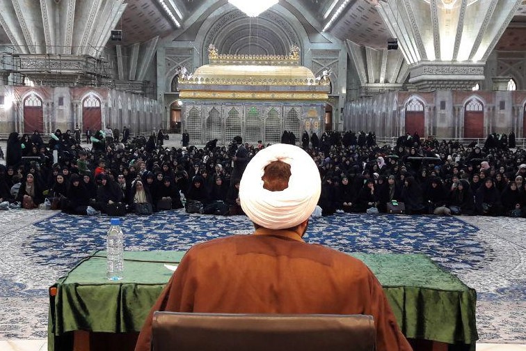 مهمترین حضور اجتماعی حضرت فاطمه(س) تعلیم قرآن بود/ مسابقات بین جلسات خانگی قرآن برگزار میشود مهمترین حضور اجتماعی حضرت فاطمه(س) تعلیم قرآن بود/ مسابقات بین جلسات خانگی قرآن برگزار میشود