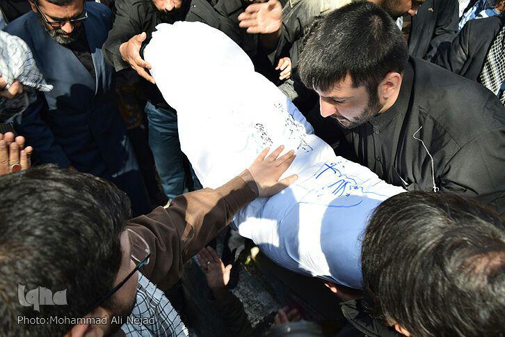 گزارش تصویری تشییع و خاک‌سپاری شهدای گمنام در خرم‌آباد