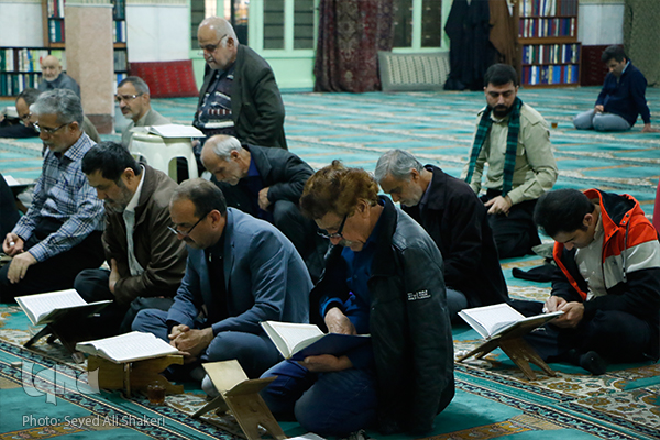 قاریان، تجوید را فدای صوت و لحن نکنند+عکس قاریان، تجوید را فدای صوت و لحن نکنند+عکس