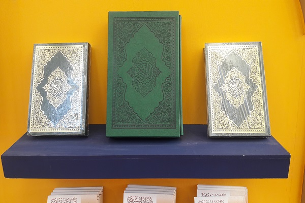 حضوری مقدس در شهر آفتاب/ از گنجینه قرآنی حرم علوی تا مصحف ویژه آستان حسینی حضوری مقدس در شهر آفتاب/ از گنجینه قرآنی حرم علوی تا مصحف ویژه آستان حسینی