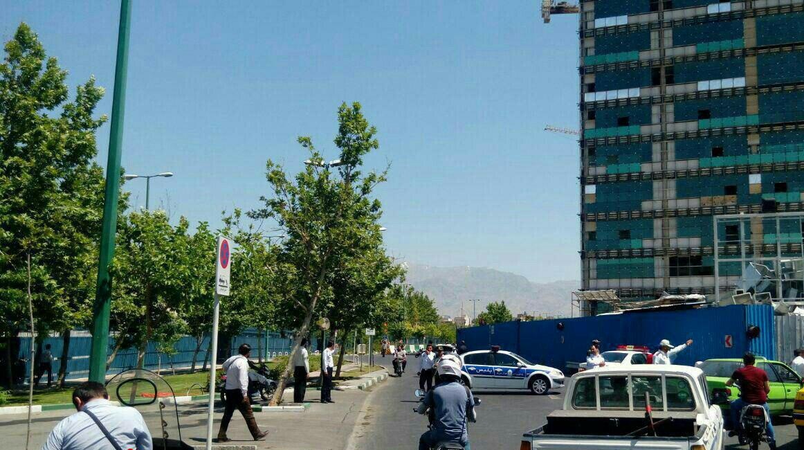 آخرین اخبار تیراندازی در راهروهای مجلس/تأیید شهادت یک نفر