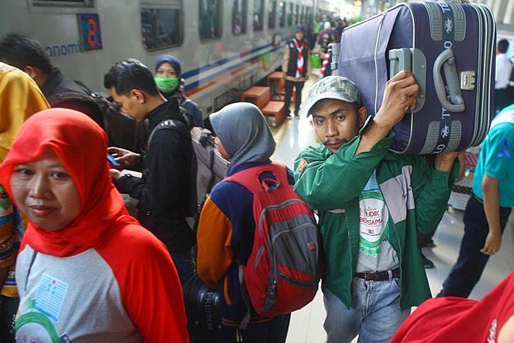 سفر میلیون‌ها اندونزیایی برای بازگشت به خانه در روز عید فطر