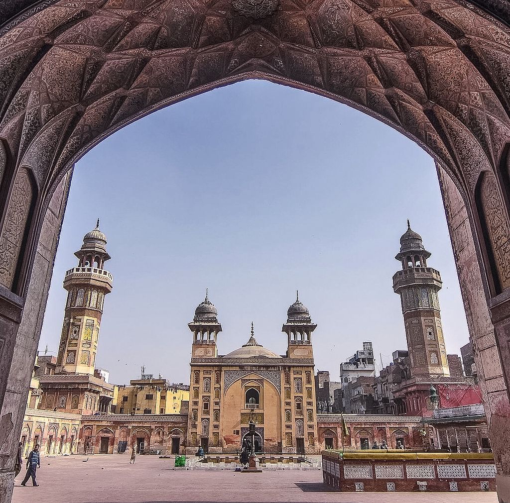 نگاهی به معماری مساجد در پاكستان/ از طراحی خیمه‌ای شکل تا بزرگ‌ترین گنبد + عکس