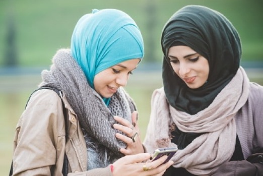 حجاب؛ استفاده تبلیغاتچی‌ها از حجاب برای جذب مسلمانان