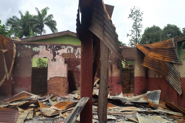اتهام جنبش جدایی‌طلب نیجریه به آتش سوزی مسجد مسلمانان