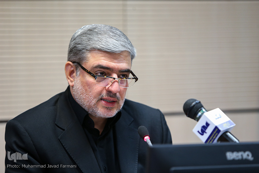 سهم قرآن در فضای اطلاعرسانی کشور اندک است/ رونمایی از آرم جدید سازمان دارالقرآن سهم قرآن در فضای اطلاعرسانی کشور اندک است/ رونمایی از آرم جدید سازمان دارالقرآن