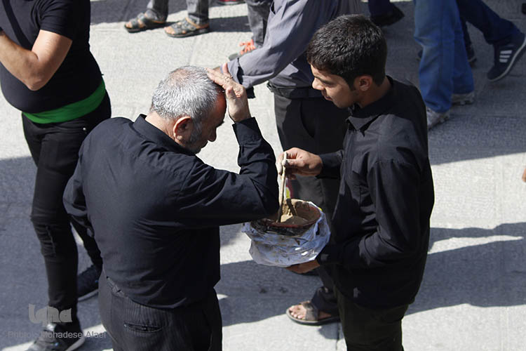 عاشورای حسینی و اقامه نماز ظهر عاشورا در اصفهان