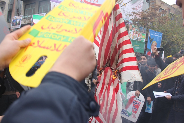 طنین فریاد «مرگ بر آمریکا» در راهپیمایی ۱۳ آبان آذربایجان‌شرقی+تصاویر