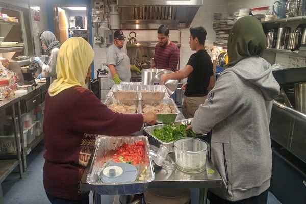  همبستگی مسجد و کلیسای تورنتو برای کمک به نیازمندان
