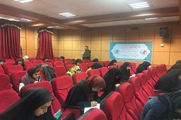 بخش کتبی مسابقات قرآن و عترت دانشکده داروسازی و علوم دارویی دانشگاه آزاد برگزار شد