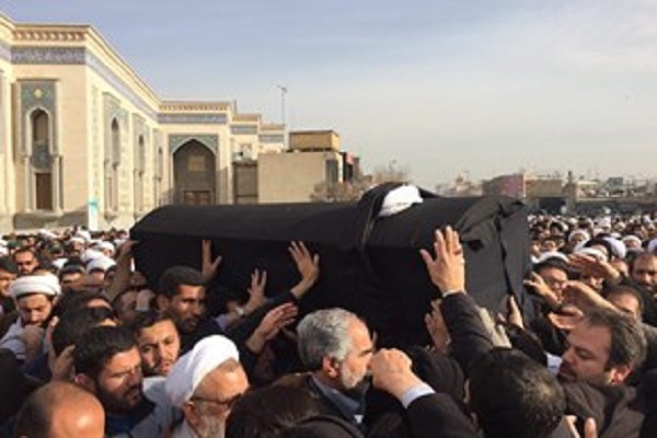 مراسم تشییع آیتالله حائری شیرازی برگزار شد مراسم تشییع آیتالله حائری شیرازی برگزار شد