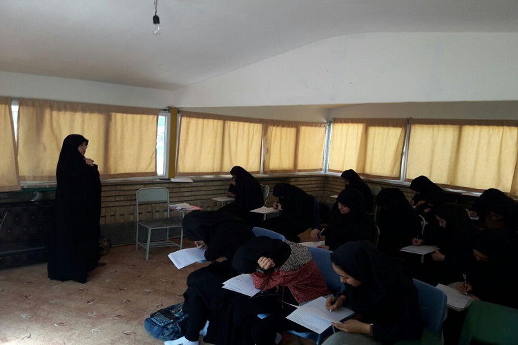 آغاز سی‌وششمین دوره مسابقات قرآن دانش آموزان دختر آذربایجان‌شرقی+تصاویر