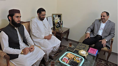 معرفی نمایندگان چهار کشور به مسابقات قرآن تهران معرفی نمایندگان چهار کشور به مسابقات قرآن تهران