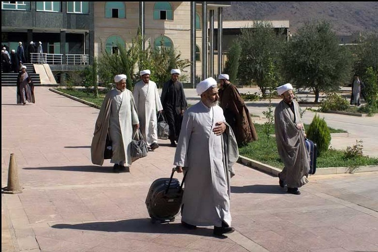 فعالیت ۶۰ مبلغ طی ایام فاطمیه در بروجن