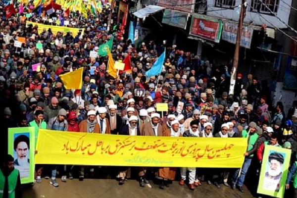 حضور 16 هزار نفر از هندوستانیها در راهپیمایی 22 بهمن حضور 16 هزار نفر از هندوستانیها در راهپیمایی 22 بهمن