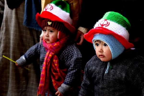 حضور 16 هزار نفر از هندوستانیها در راهپیمایی 22 بهمن حضور 16 هزار نفر از هندوستانیها در راهپیمایی 22 بهمن