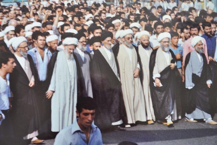 مرا بدون دوربینم نمی شناسند/ خاطره عکسبرداری از تصویر امام(ره) قبل از انقلاب مرا بدون دوربینم نمی شناسند/ خاطره عکسبرداری از تصویر امام(ره) قبل از انقلاب