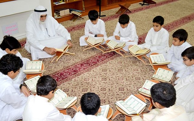نقش معلم حفظ قرآن در آموزش مفاهیم تربیتی