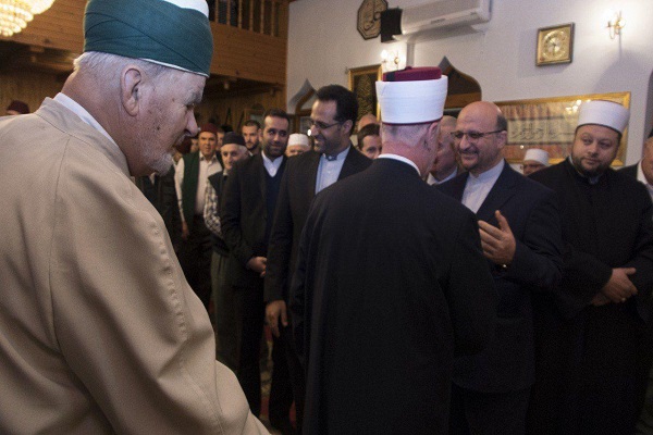 تکریم پیامبر اعظم(ص) در تکیه نقشبندیه بوسنی+عکس تکریم پیامبر اعظم(ص) در تکیه نقشبندیه بوسنی+عکس